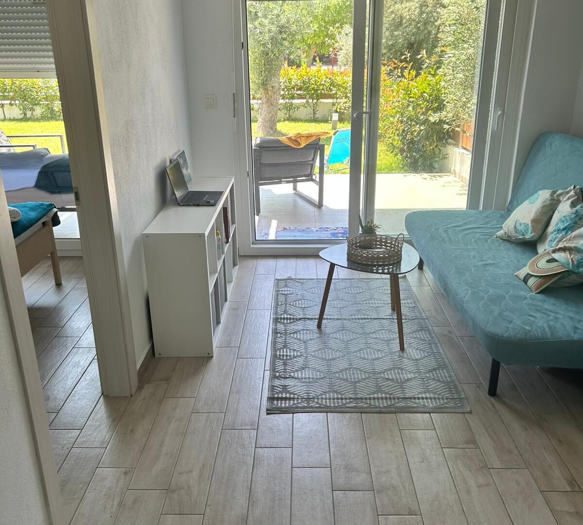 living-room-greek-odyssey1